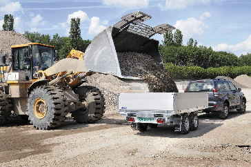 wird mit Radlader beladen